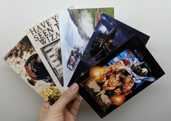 [FREE with USD20 purchase!] Harry Potter Postcard Bundle 5pcs